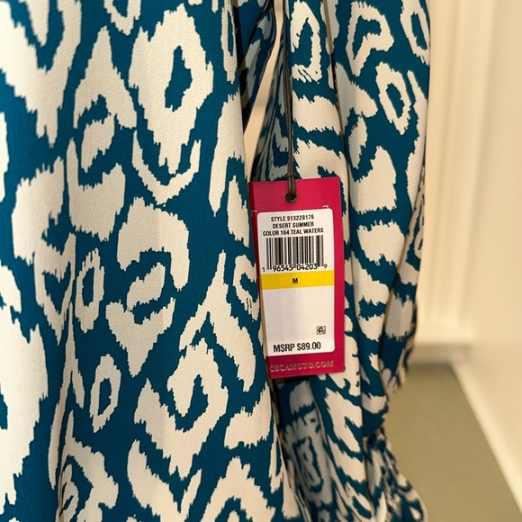 NWT Vince Camuto desert, summer, teal waters, balloon sleeve blouse, size medium - Picture 3 of 5